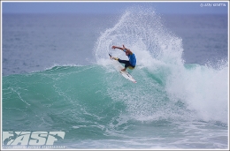 fanning3946bells10kirstin_l.jpg