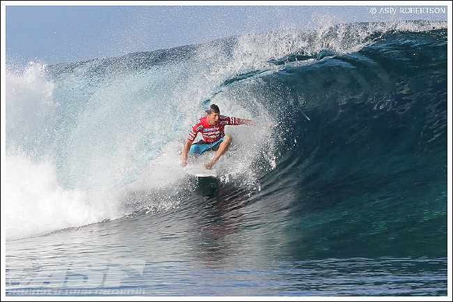 AndyIrons399Tahiti10robbo_l.jpg
