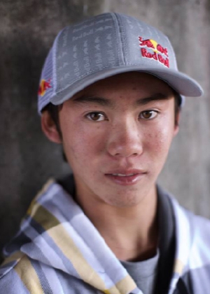 Arai Hiroto_redbull01.JPG